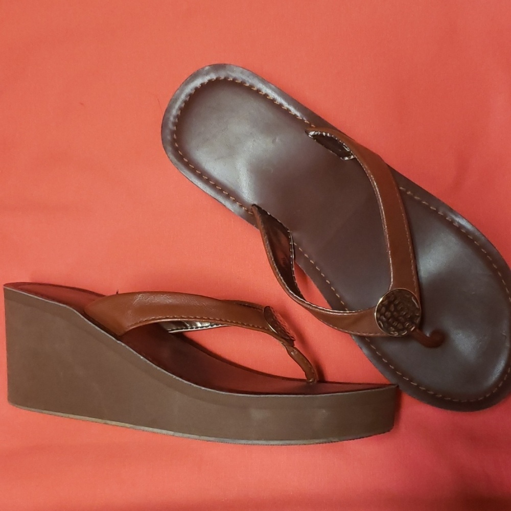Wedge sandals